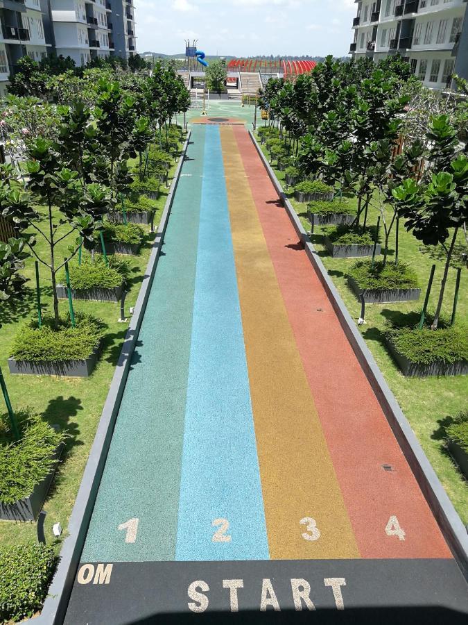 Bsp21 Apartment Jenjarum ภายนอก รูปภาพ