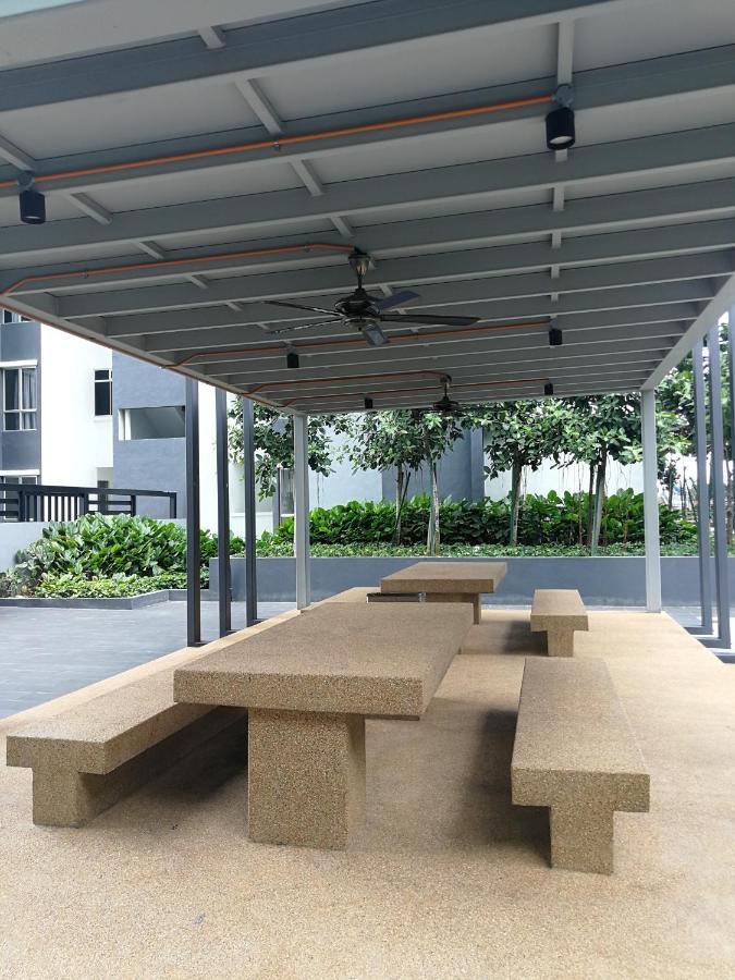 Bsp21 Apartment Jenjarum ภายนอก รูปภาพ