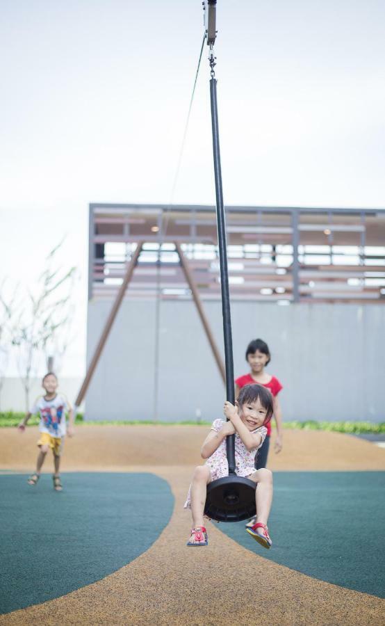 Bsp21 Apartment Jenjarum ภายนอก รูปภาพ