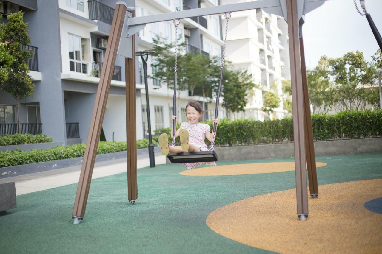 Bsp21 Apartment Jenjarum ภายนอก รูปภาพ