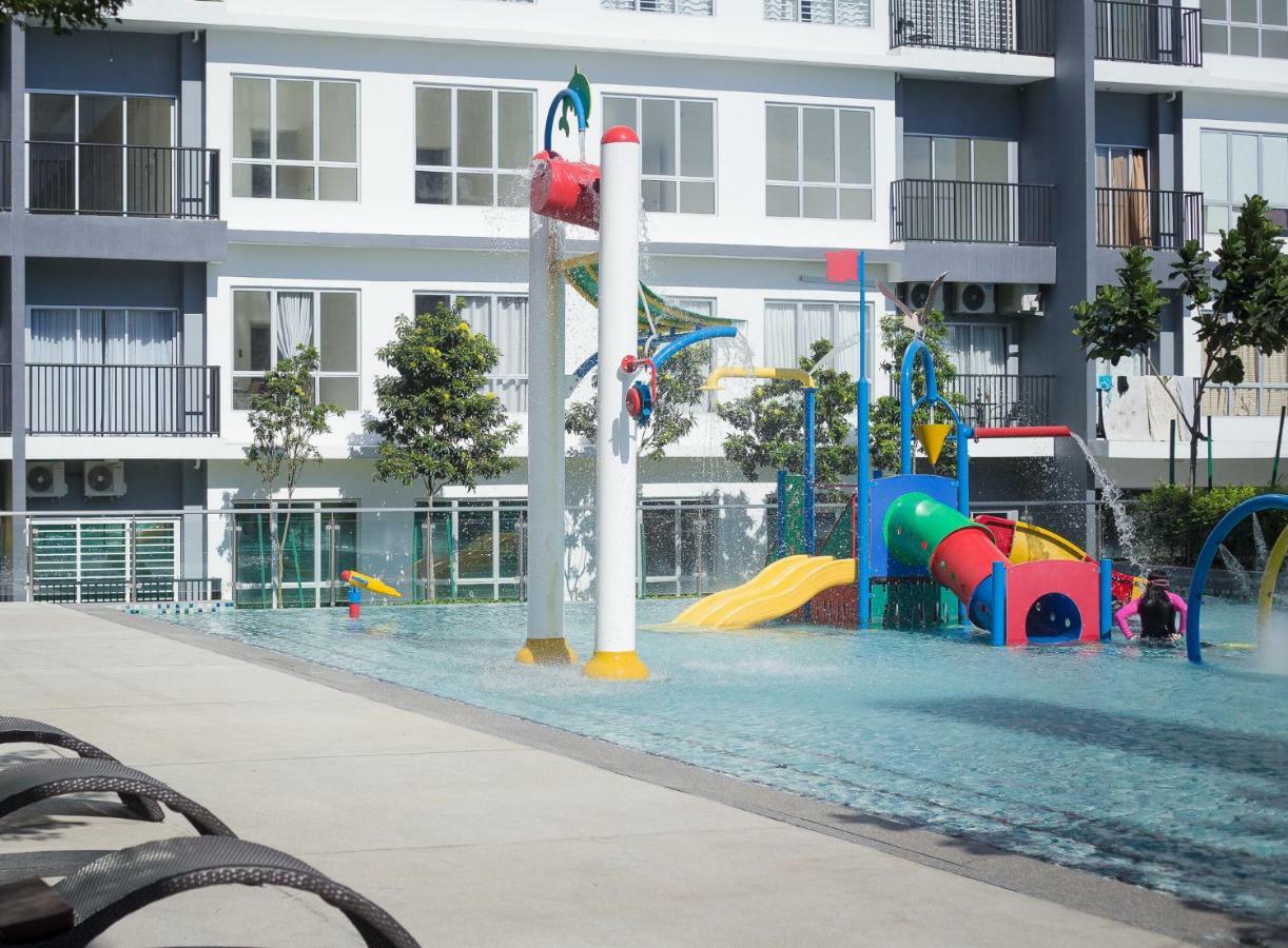 Bsp21 Apartment Jenjarum ภายนอก รูปภาพ